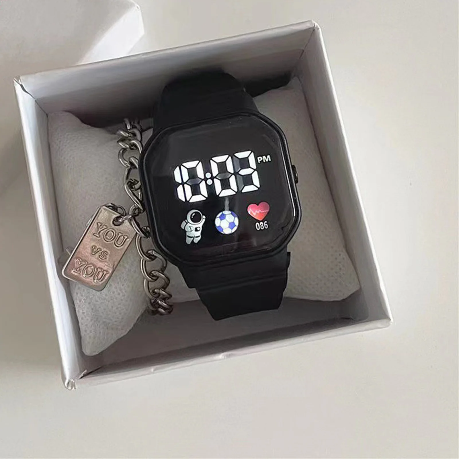 Reloj cuadrado LED para estudiantes, reloj cómodo de llevar, 43mm de diámetro, múltiples opciones de Color