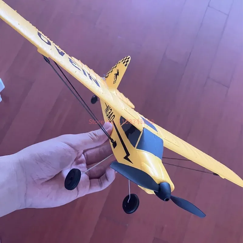 

Sport Cub S2 RC Airplane 2.4G 3CH Remote Control Plane 400mm Wingspan Aircrafts with Gyro Stabilizer 76114 EPP Foam Plane RTF