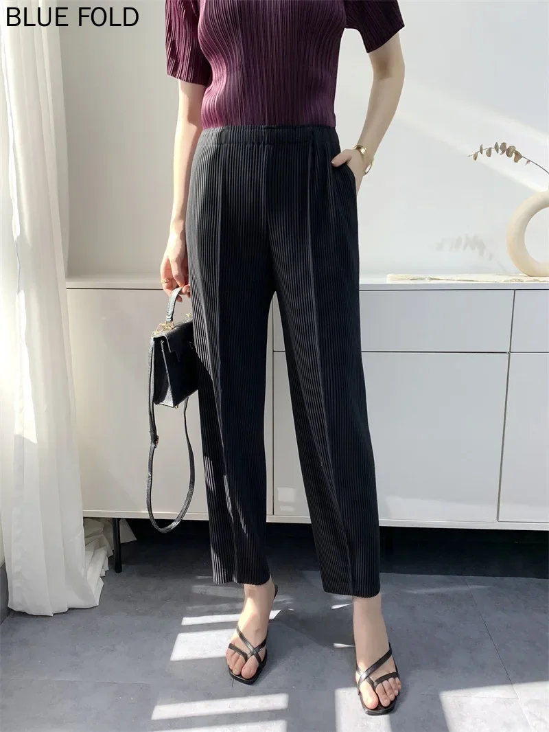 MIYAKE Spring and Autumn Big Toothpick Pleated Pants Women's Thickened Fabric Loose Slimming Comfortable Casual Pleats Pants