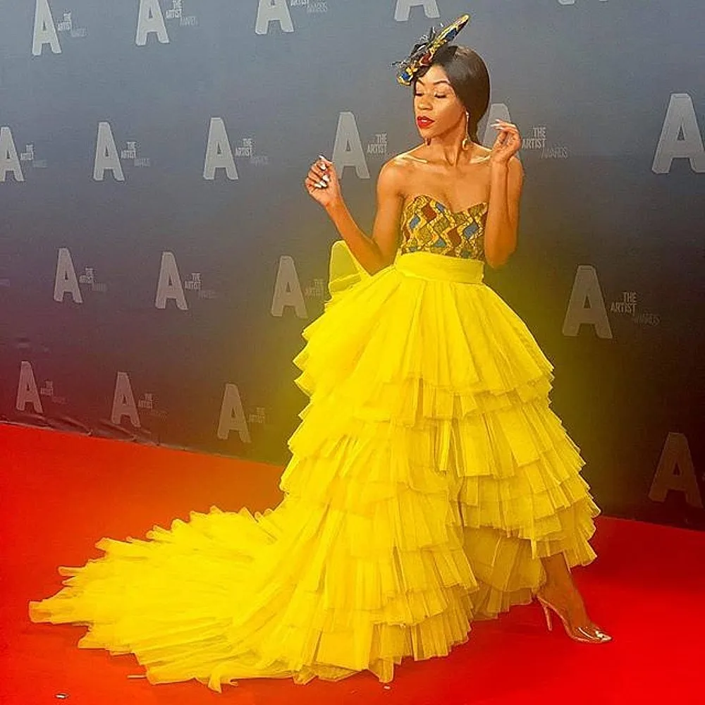 تول أصفر النساء التنانير ملابس السجادة الحمراء المتدرج تول منتفخ طويل ماكسي التنانير Aso Ebi الفتيات عيد ميلاد تنورة دون أعلى