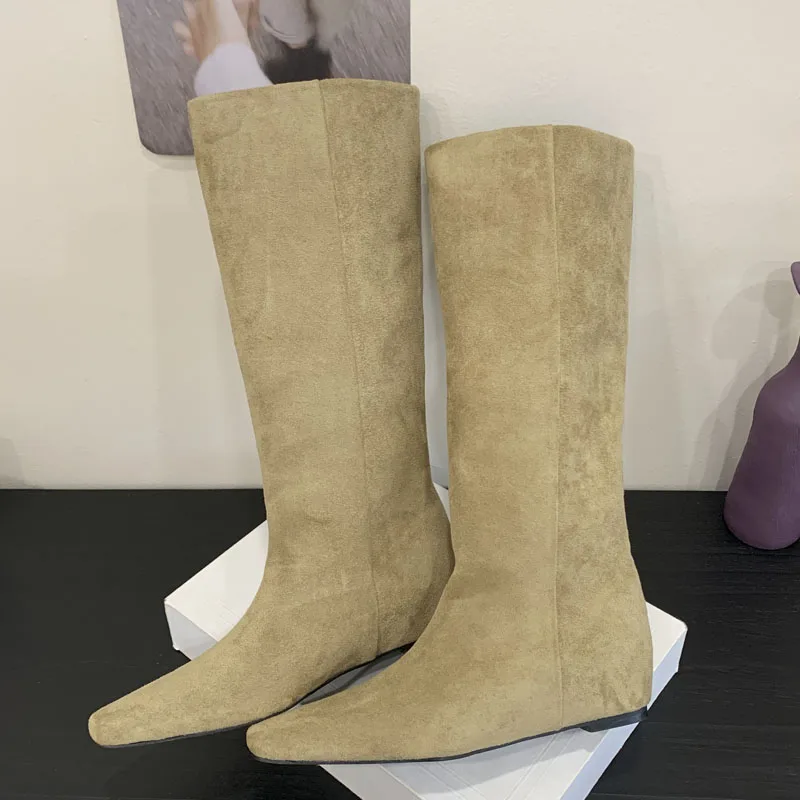 

Eilyken/женские сапоги до колена в стиле панк с острым носком, модная осенне-зимняя дизайнерская женская обувь на квадратной танкетке