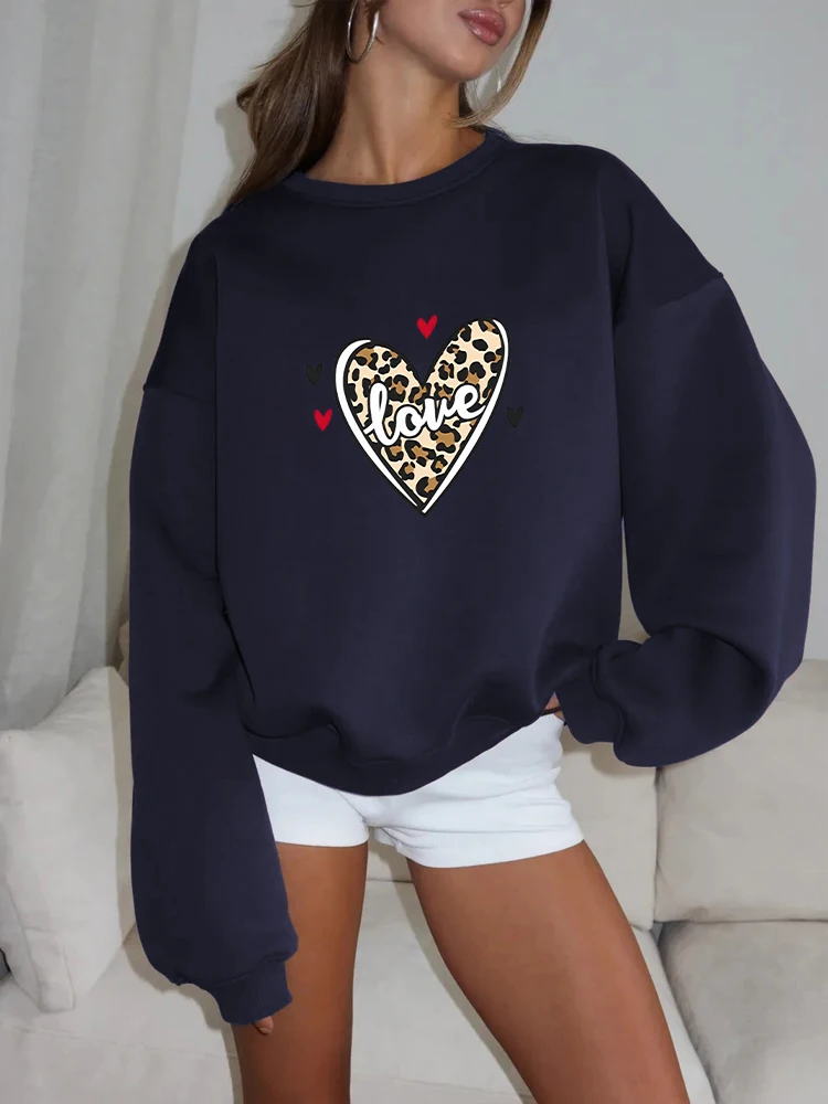 Leopard Printed Vintage Hoodies Sweatshirts For Womens Retro Crewneck Warm Clothes Trend Y2K Pullovers Winter Female Clothing
