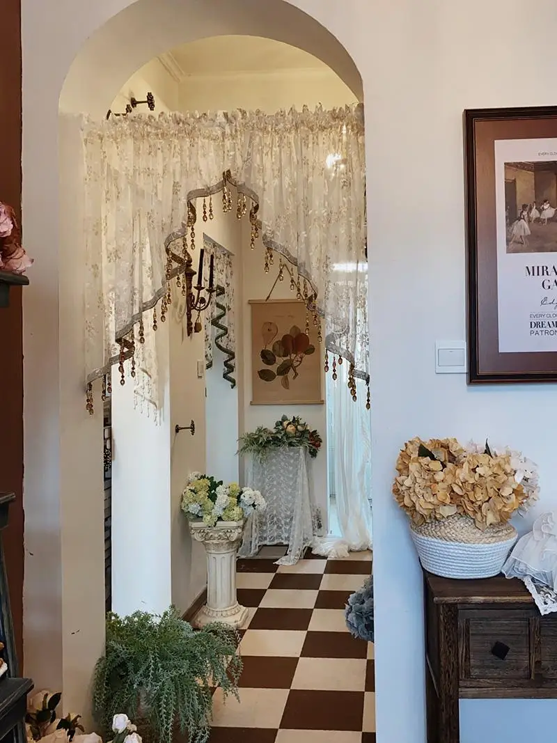 Villa Soft Decoration Retro Gilded Coffee Curtains for Living Room Embroidered Lace Short Yarn Curtain Arched Door Curtain