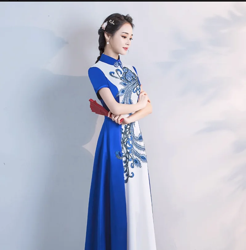 Vêtements de scène de récitation de longue choeur, Cheongsam Slim Fit, bleu et blanc Ume