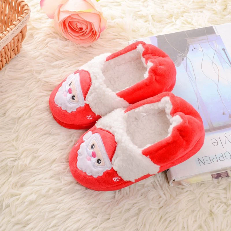 เด็กคริสต์มาส Fuzzy รองเท้าแตะน่ารัก Santa Claus/Reindeer WARM Non-SLIP Soft Sole รองเท้าในร่มสําหรับ Boy Girl