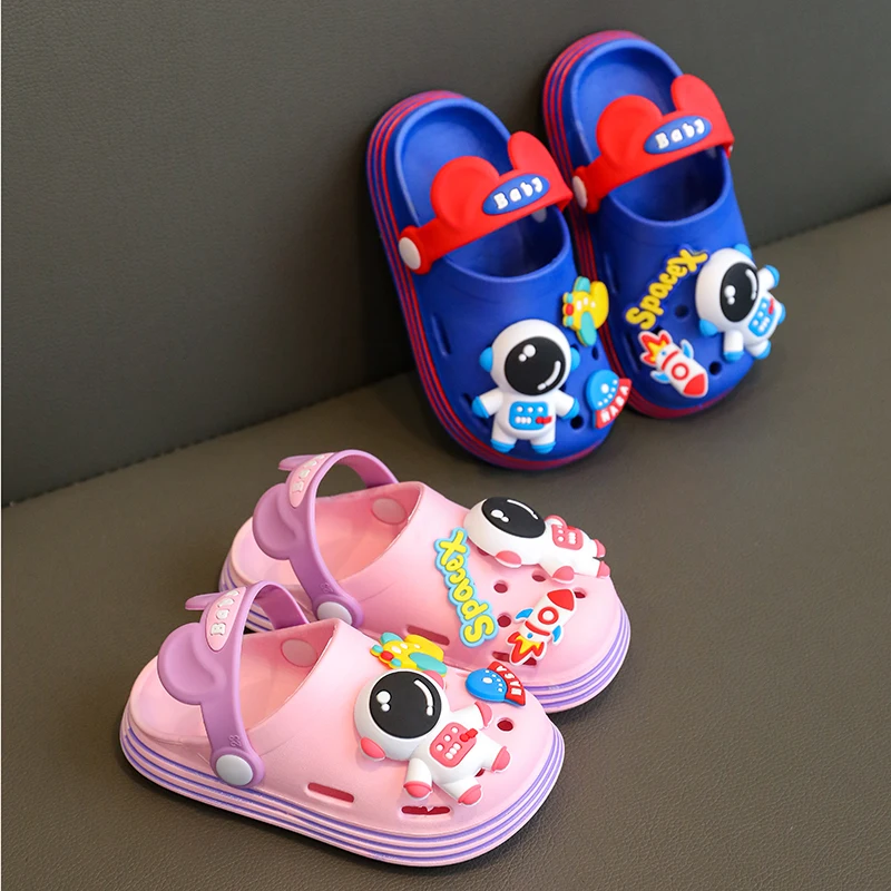 Children Slippers 1-6 Years Cute Cartoon Spacecraft Astronaut Summer Garden Beach Sandals Cave Hole Baby Shoes For Boys Girls