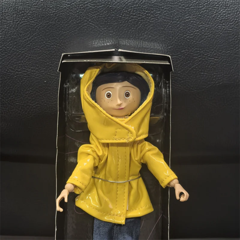 NECA Coraline Puppe Anime Gelenkfigur Der Geheime Regenmantel Pullover In Gestreiftes Hemd Spielzeug LA Mädchen Dekoration Modell Spielzeug Geschenke – Detail 19