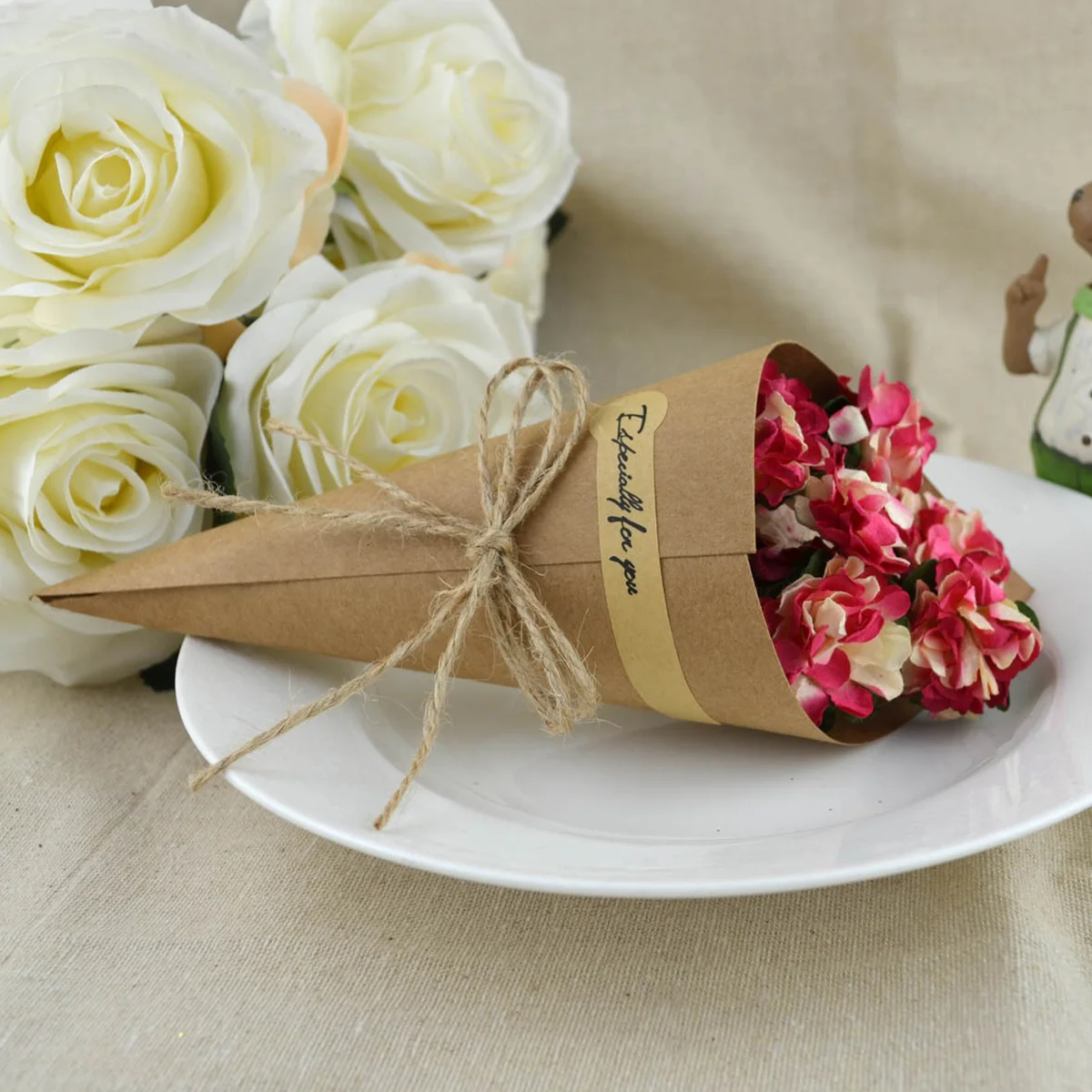 

50 Pcs Confetti Packaging Barrel Cone Bouquets Wedding Cones Wrapping Paper Vintage