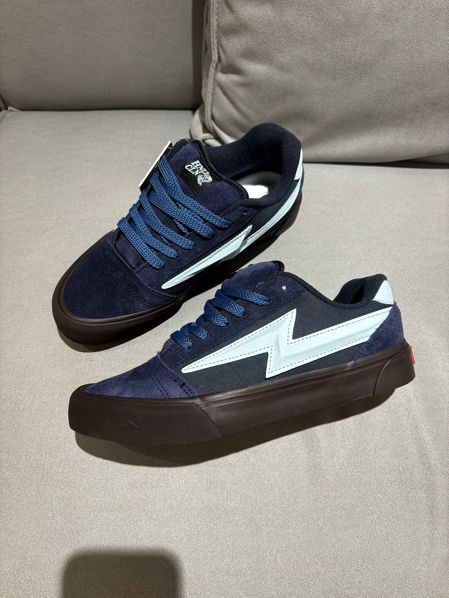 

Кроссовки Blue Lightning Collaborative Fat Bread Skateboarding: ретро, повседневные, универсальные, модные, низкие, спортивные