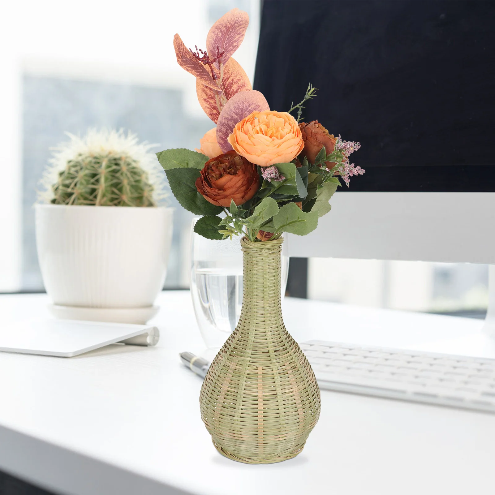 

Bamboo Flower Container Woven Vase Creative Handwoven Flower Basket Home Decor Farmhouse Style Plant Basket