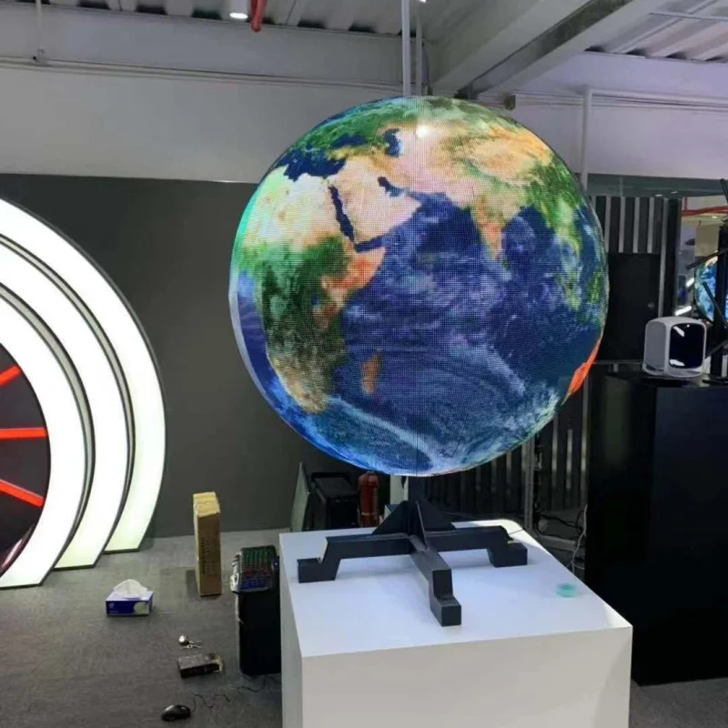 P2.5 IP65 Waterproof Large Diameter Spherical LED Ball Screen 3840Hz High Refresh Custom Display for Exhibition Advertising