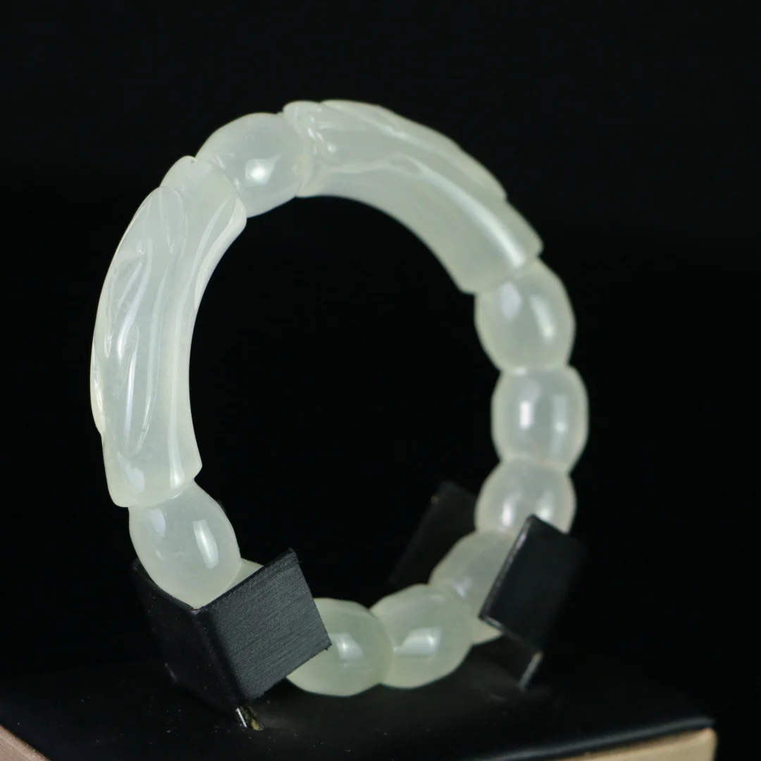 

Classic White Natural Stone Bracelet for Men and Women Bangles Charm Jewelry Fashion Accessories
