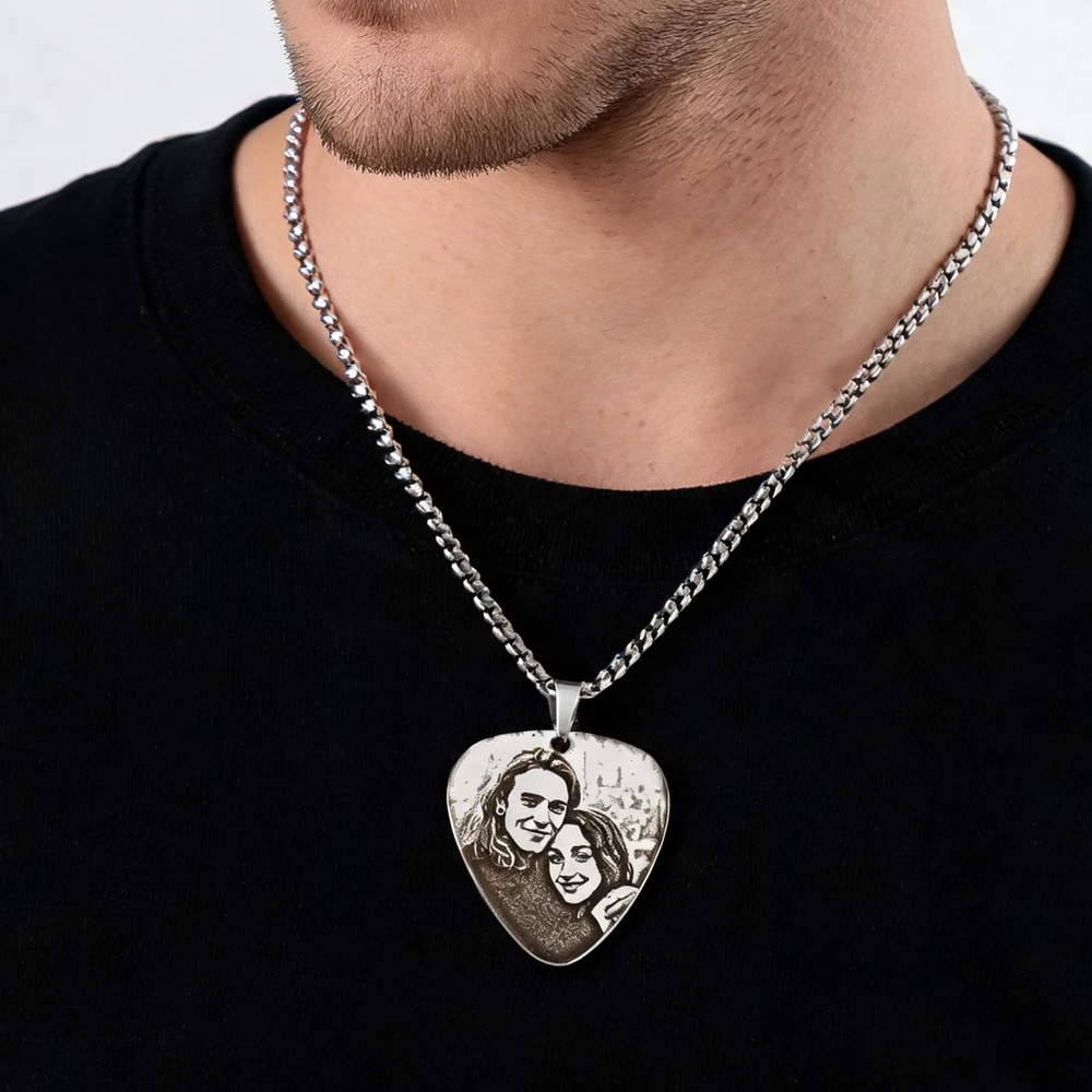 Customized Couple Picture Pendant Necklace Personalized Engrave Photos Chain Stainless Steel Jewelry Birhday Gift For him Her view 2
