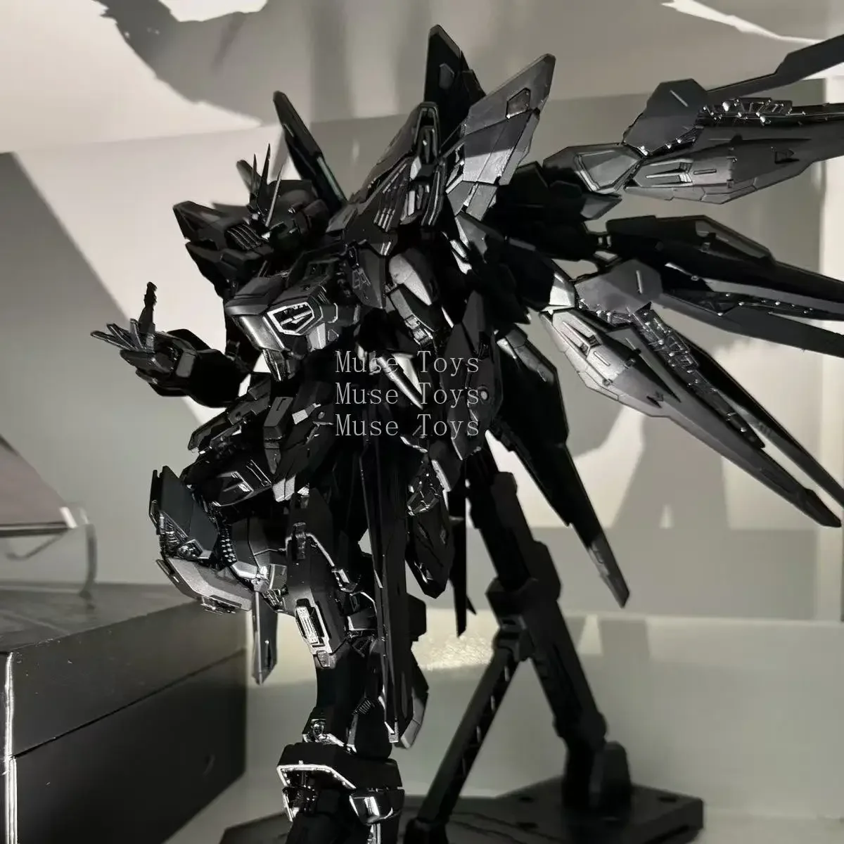 In Stock PIANXIN Model MG 1/100 MGEX Strike Freedom Assembly Model Kit Midnight Coating Action Figure Plastic Model Toys Custom