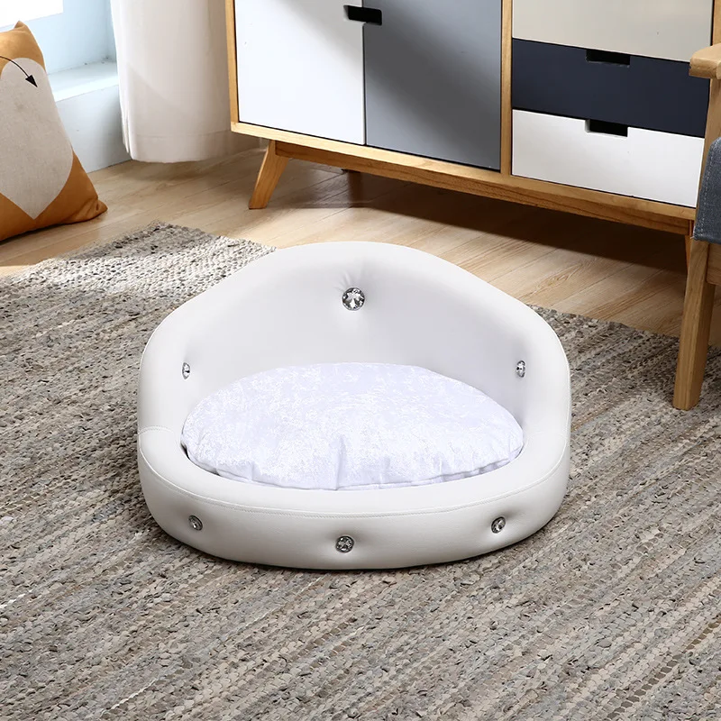 2020 new product luxury European diamond-encrusted high-end crown pet sofa nest bed teddy teacup dog nest factory direct sales