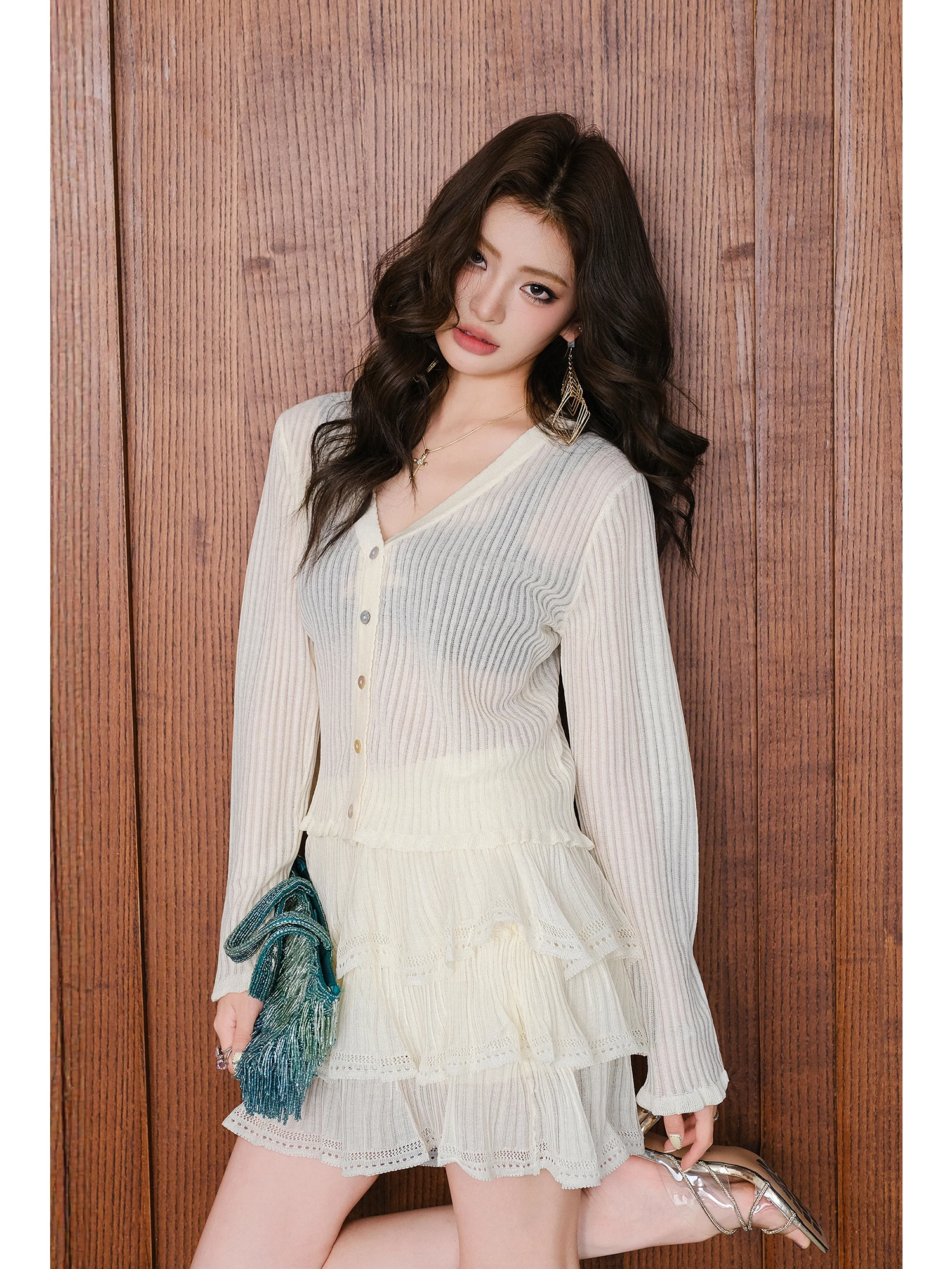 

New Arrival Sweet Stripe Knitwear Hollow out Lace Trim Skirt Set Long Sleeve V Neck Spring Fashion Women's Two Piece Suit
