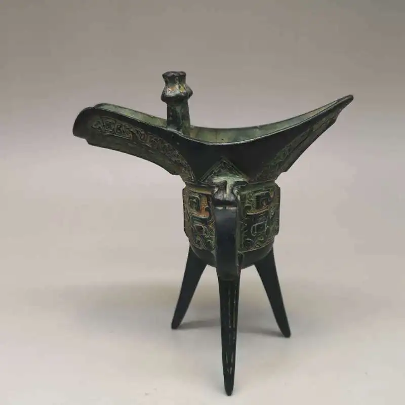 Antique bronze casting, aged , pure copper vessel, decorative piece, dragon-shaped , triangular wine cup, c