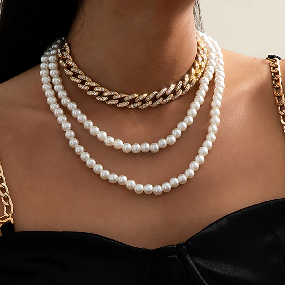 Faux Pearl Multi Layered Necklace Vintage Cuban Clasp Rhinestone Adjustable Elegant Party Jewelry for Women Silver Tone