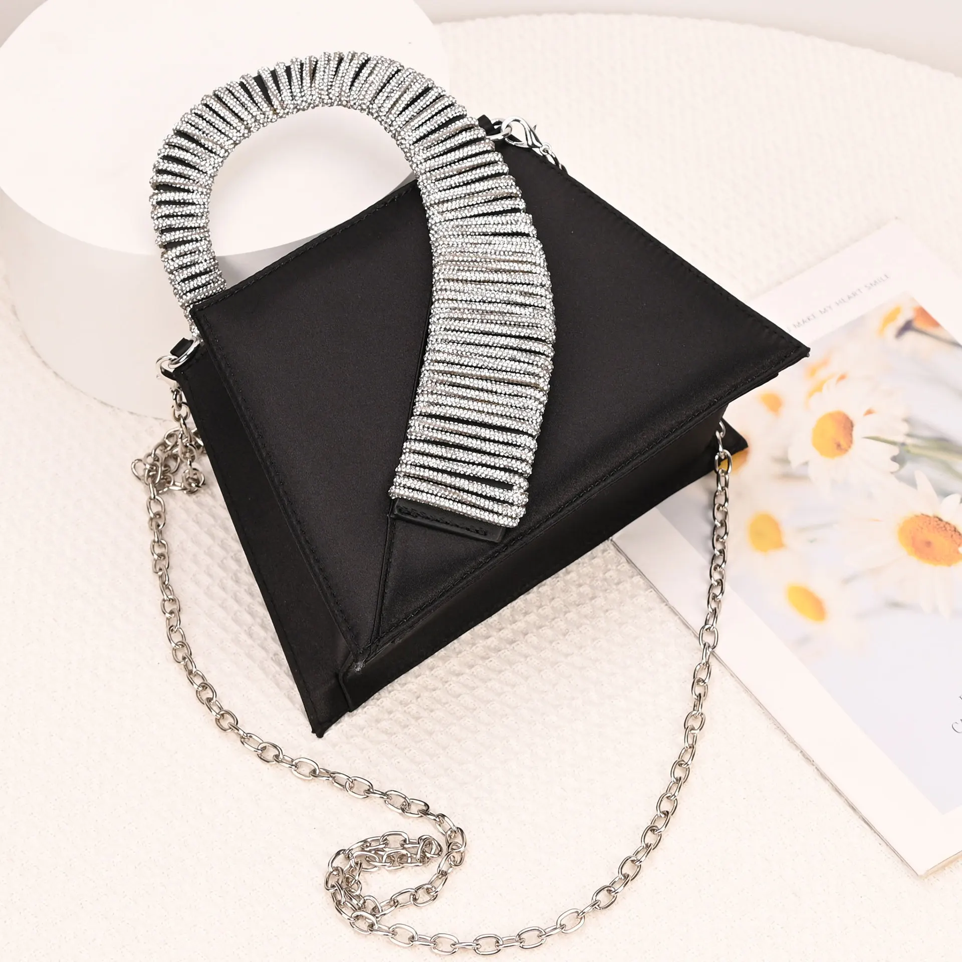 

Женская сумка-трапеция с бриллиантовой отделкой — суперблестящая сумка через плечо со стразами, универсальный дизайн для ношения через плечо и с верхней ручкой