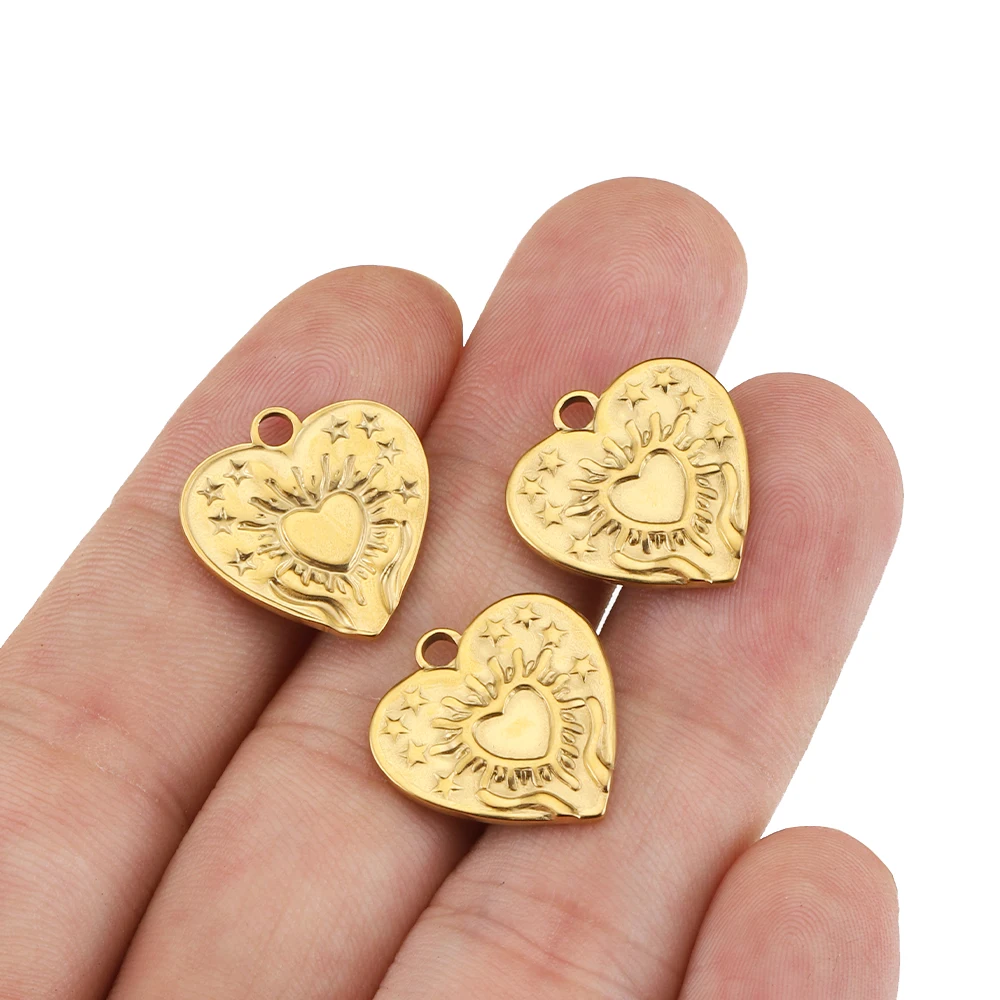 5 pz 1.7cm Vintage in acciaio inox cuore sole Charms ciondolo per fai da te donna uomo collana fai da te catena gioielli che fanno accessori regalo