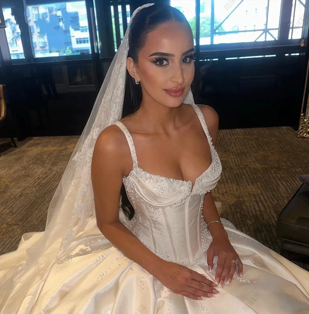 

Elegant Beading Pearls A Line Wedding Dress 2026 Sweetheart Straps Satin Princess Bridal Bride Gowns For Women Vestidos De Noiva