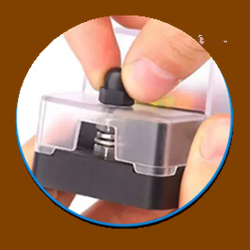 6-Way Blade Fuse Ho…