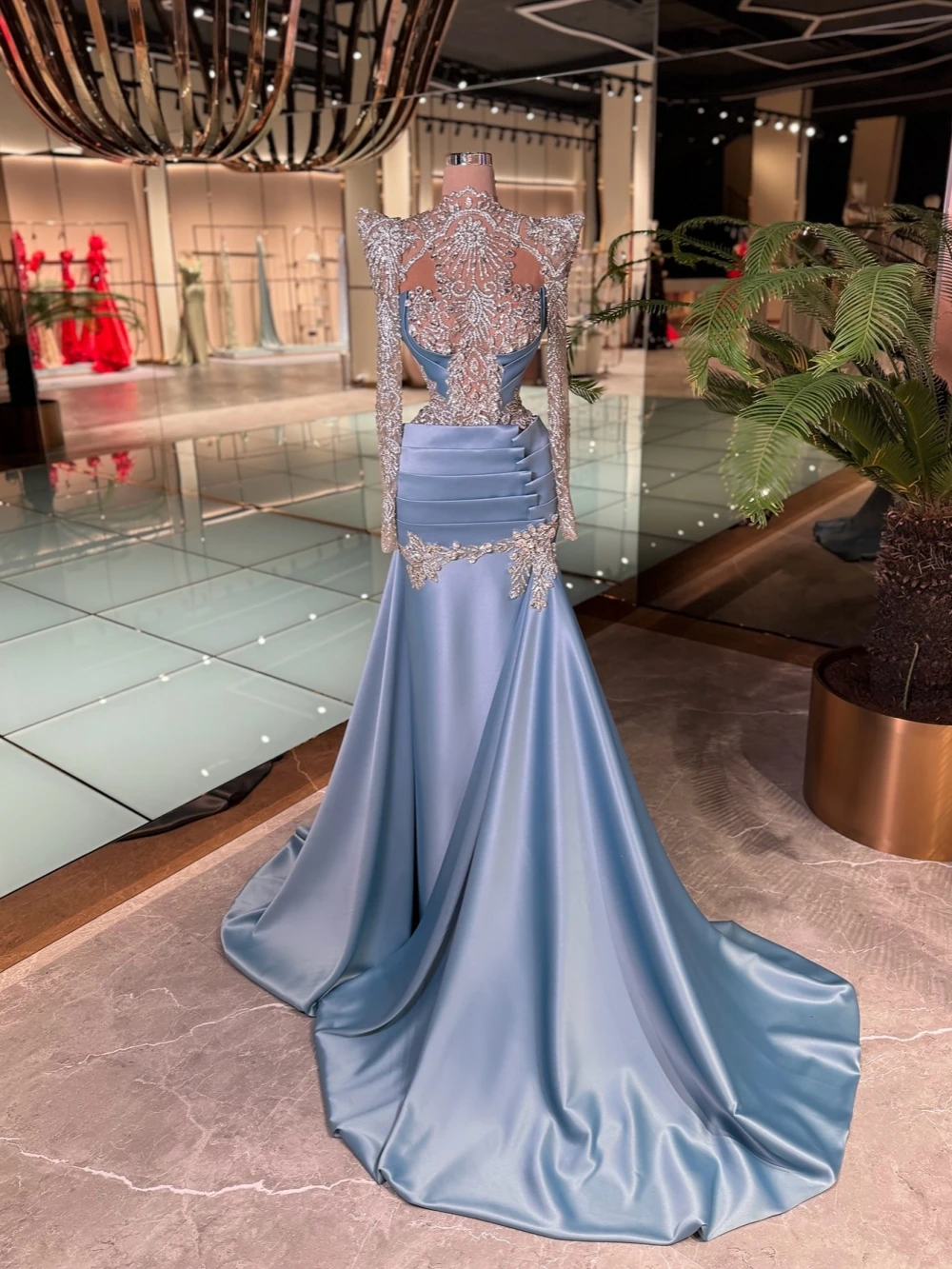 Blau Silber Kristall Meerjungfrau Langes Abendkleid Stehkragen Langarm Hochzeitskleid Maßgeschneiderte exquisite Ballkleider