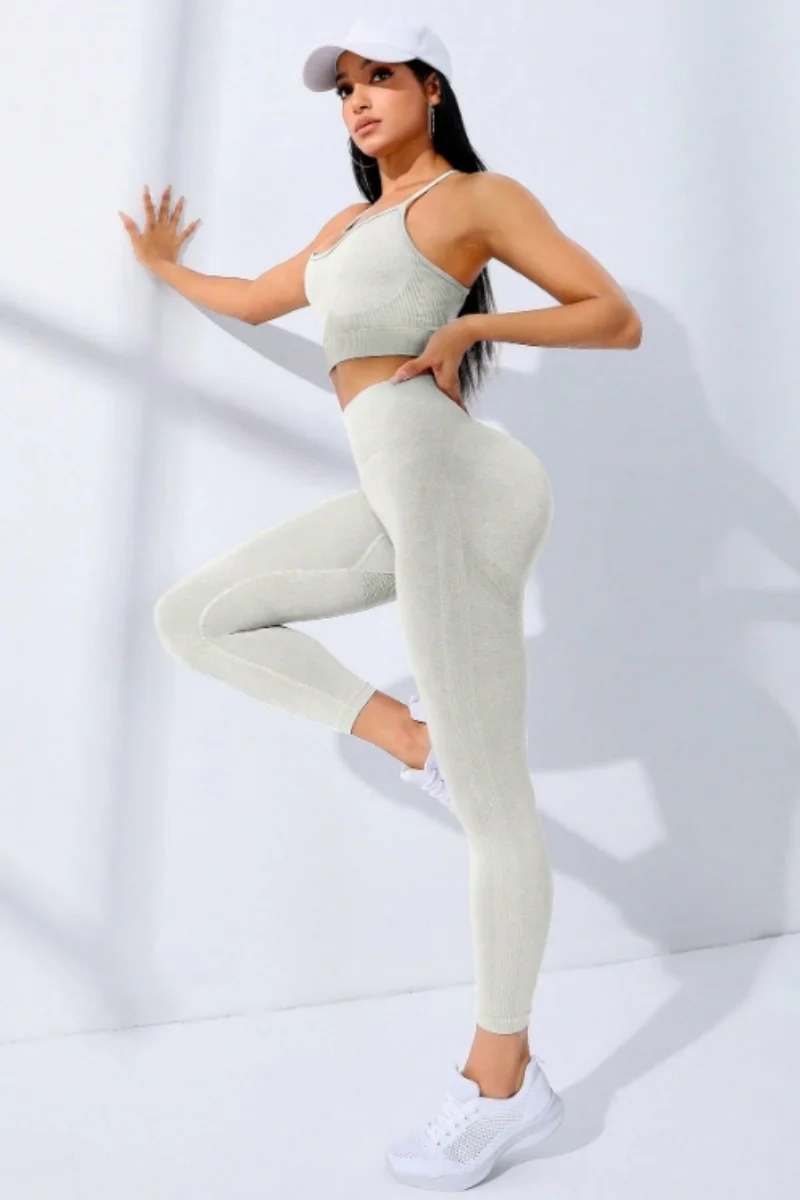 Nahtloses Yoga-Set für Damen, 2-teiliges Workout-Outfit, dehnbare Leggings und dünnen Trägern, Sport-BH, Fitnessbekleidung – Detail 12