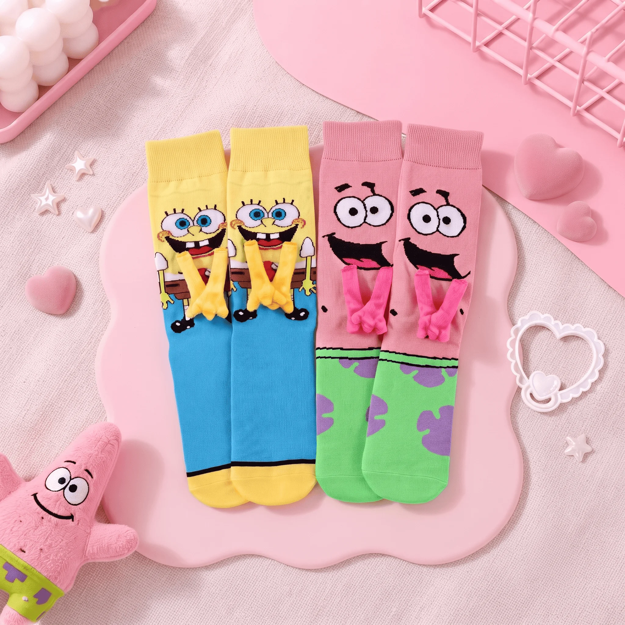 Kreative 3D Cartoon Socken SpongeBob & Patrick Händchen haltend Lustige Magnetische Crew-Socken aus Baumwolle Neuartiges Geschenk für Paare Streetwear – Detail 10