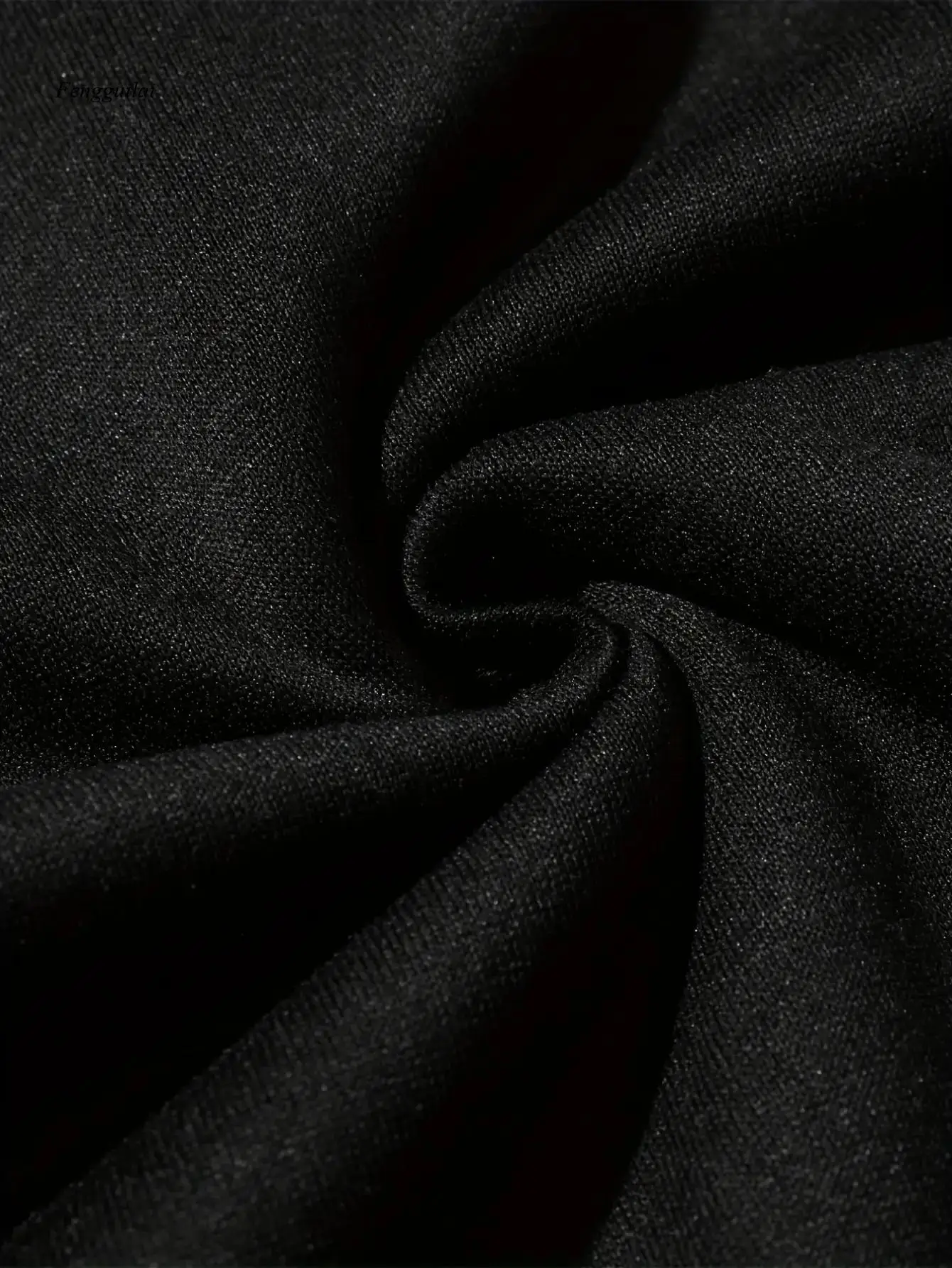 サッカーをテーマにしたフーディー、サッカーユニフォームプリント入り - 暖かいプルオーバースウェットシャツ、カンガルーポケットと調節可能なフード付き