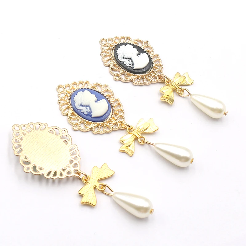 New 10PCS65 * 27MM Gold Flat Bottom Lace Beauty Head Pearl Pendant Is Used For Earrings, High-End Clothing, Bow Hair Accessorie
