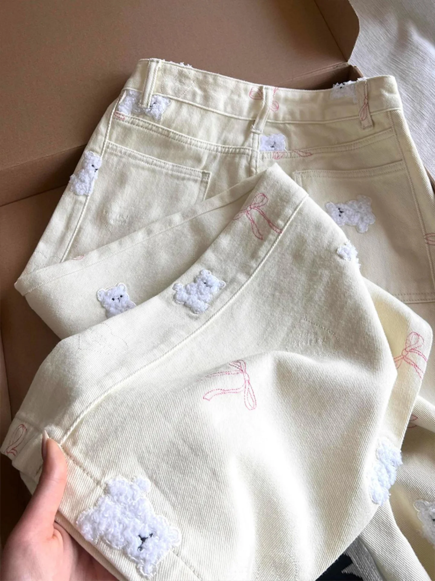 

Свободные узкие широкие джинсы, повседневные хлопковые брюки с высокой талией больших размеров, джинсовые брюки с вышивкой медведя, женские американские студенческие брюки