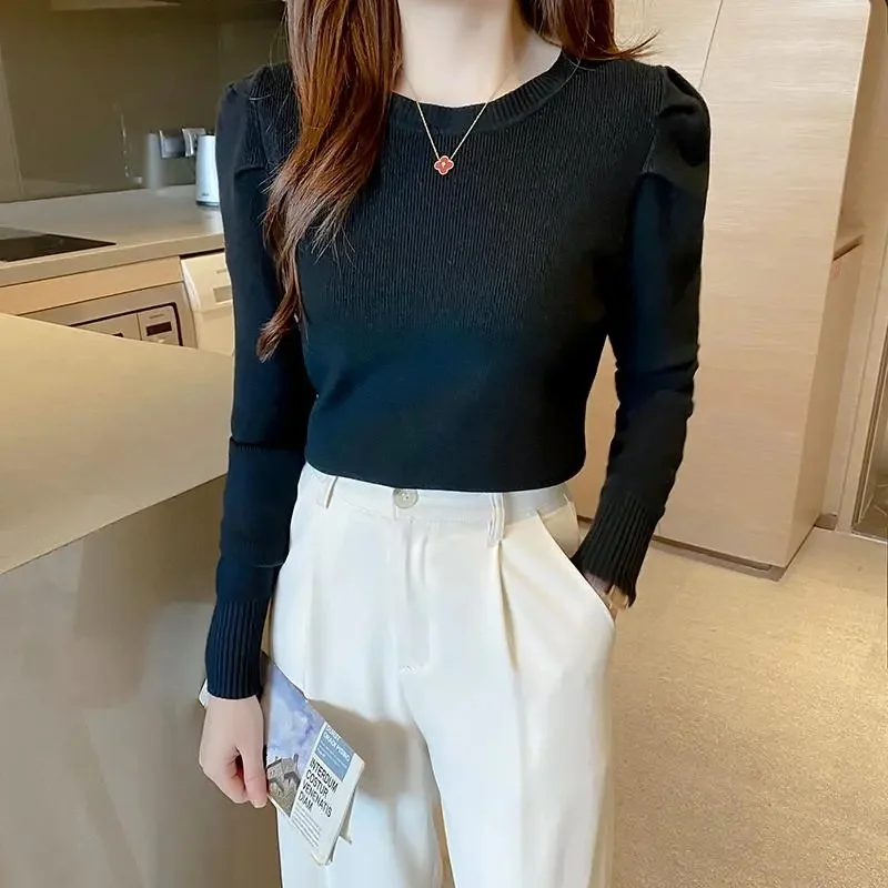 เสื้อสเวตเตอร์แคชเมียร์สำหรับผู้หญิง คอลเลคชั่นฤดูใบไม้ร่วง-ฤดูหนาว ปี 2026 แบบคอกลม แขนยาว สไตล์ลำลอง ถักนิตติ้ง เสื้อโอเวอร์ไซส์  ผ้าเนื้อนุ่ม