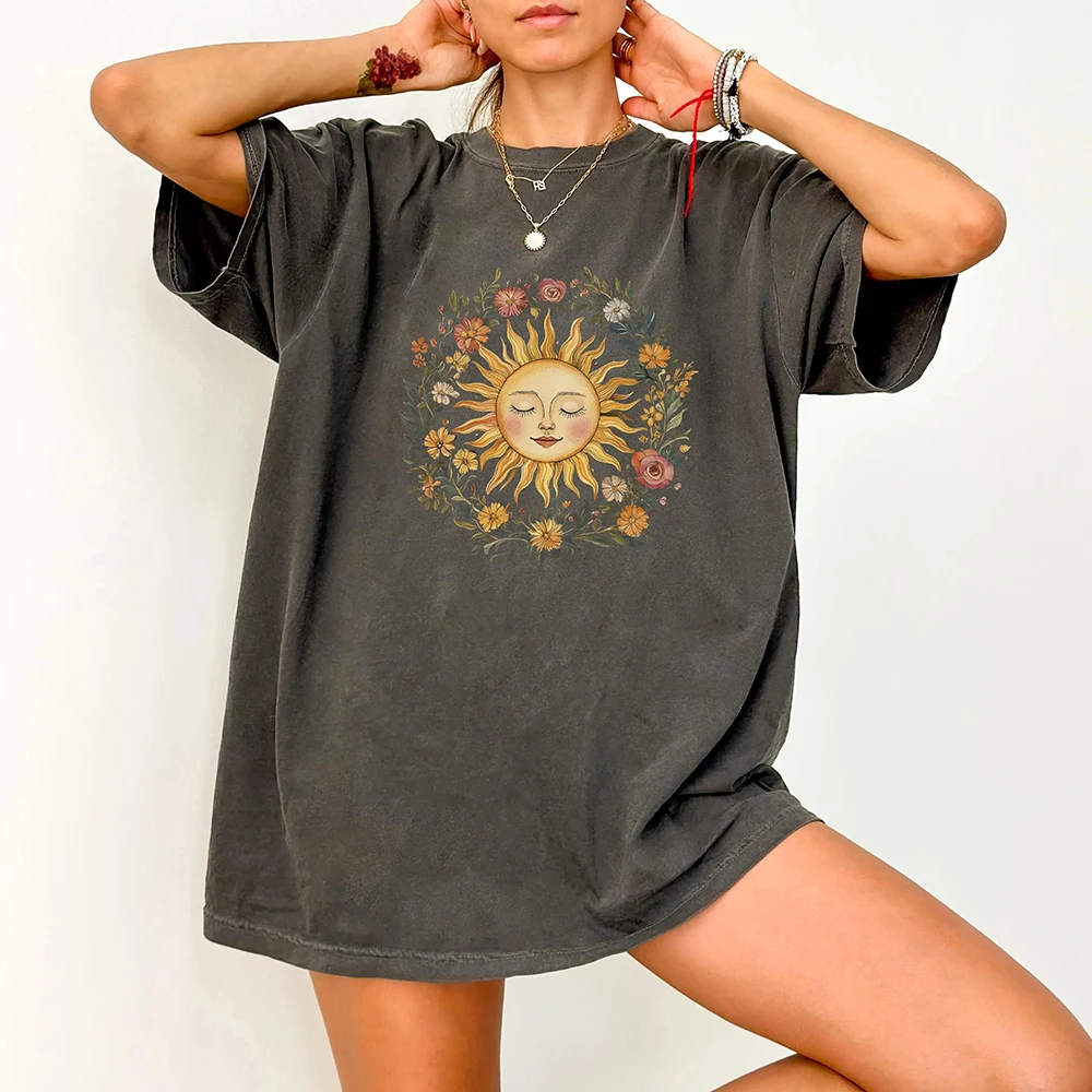 Boho Spiritual Sun Cute Bohemian Comfort T-Shirt Vintage Women Hippy Floral Outfit Apparel Trendy Y2K Casual Daily Streetwear