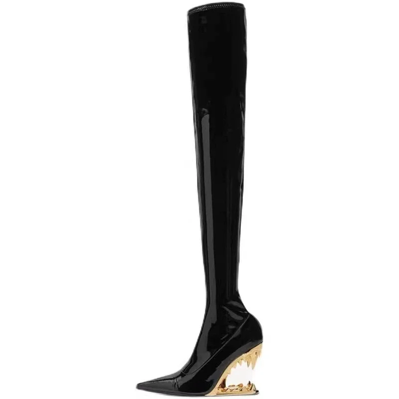 Nuevas botas por encima de la rodilla para mujer con tacones extraños en forma de diente de otoño e invierno, botas elásticas de charol para mujer