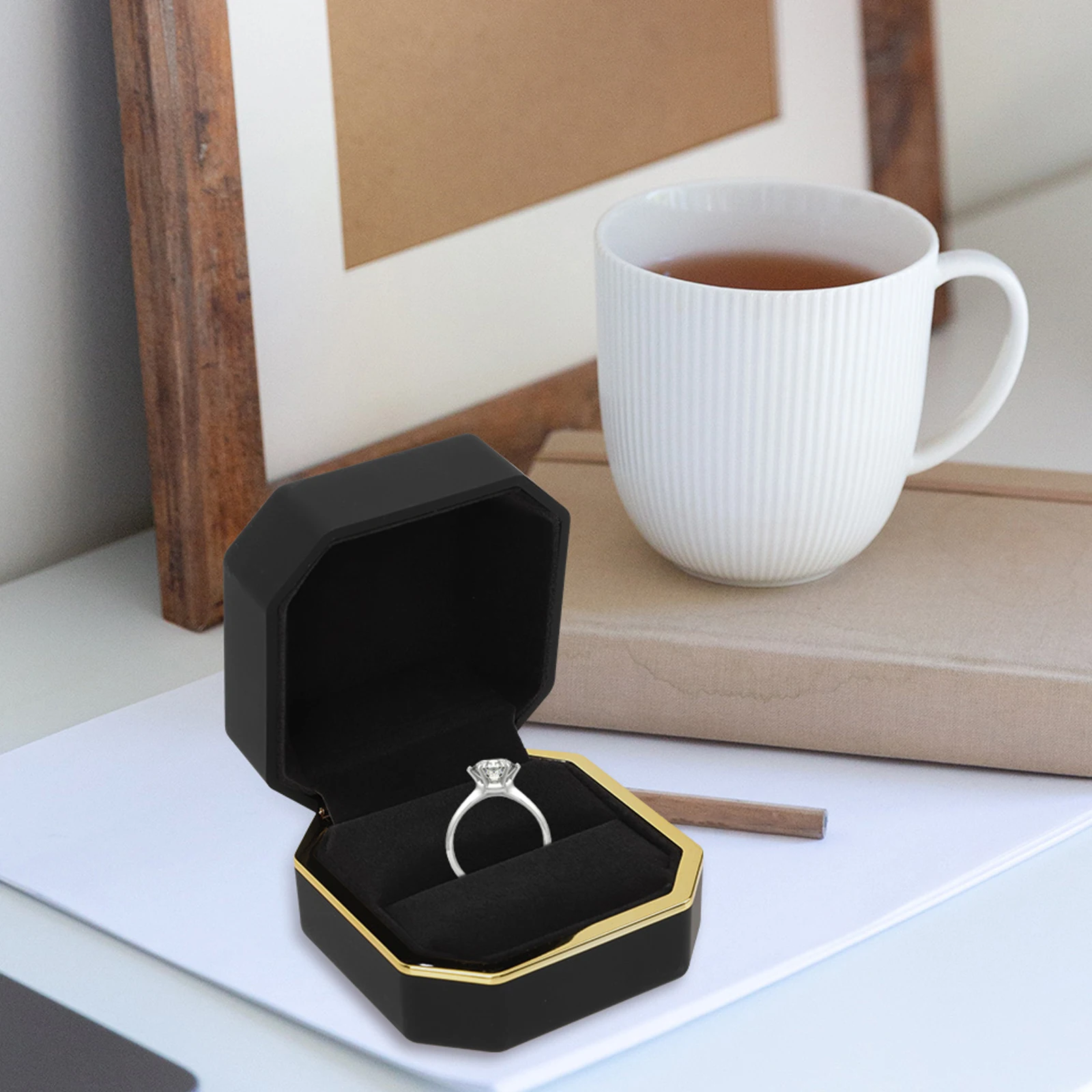 

LED Luminous Ring Box Glowing Jewelry Case Inner Wear Resistant Material for Engagement Proposal Wedding Gifts Storage
