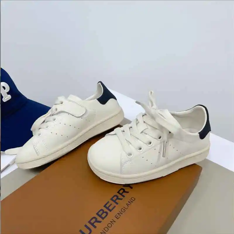 

Children's Fashion Little White Shoes 2024 Spring New Product for Boys and Girls Simple Comfortable Soft Sole Casual Board Shoes