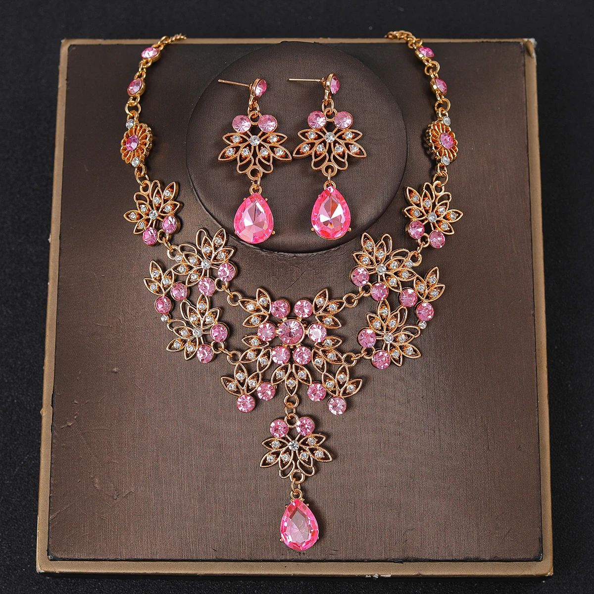 Set perhiasan anting-anting, Set perhiasan anting-anting leher berlian imitasi kristal trendi untuk pengantin wanita