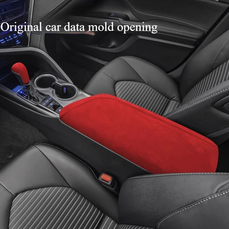 

Для Toyota Camry 2018-2023 гг., защитная накладка, центральный ящик для хранения, откидная меховая ручка шестерни и сменная декоративная наклейка.