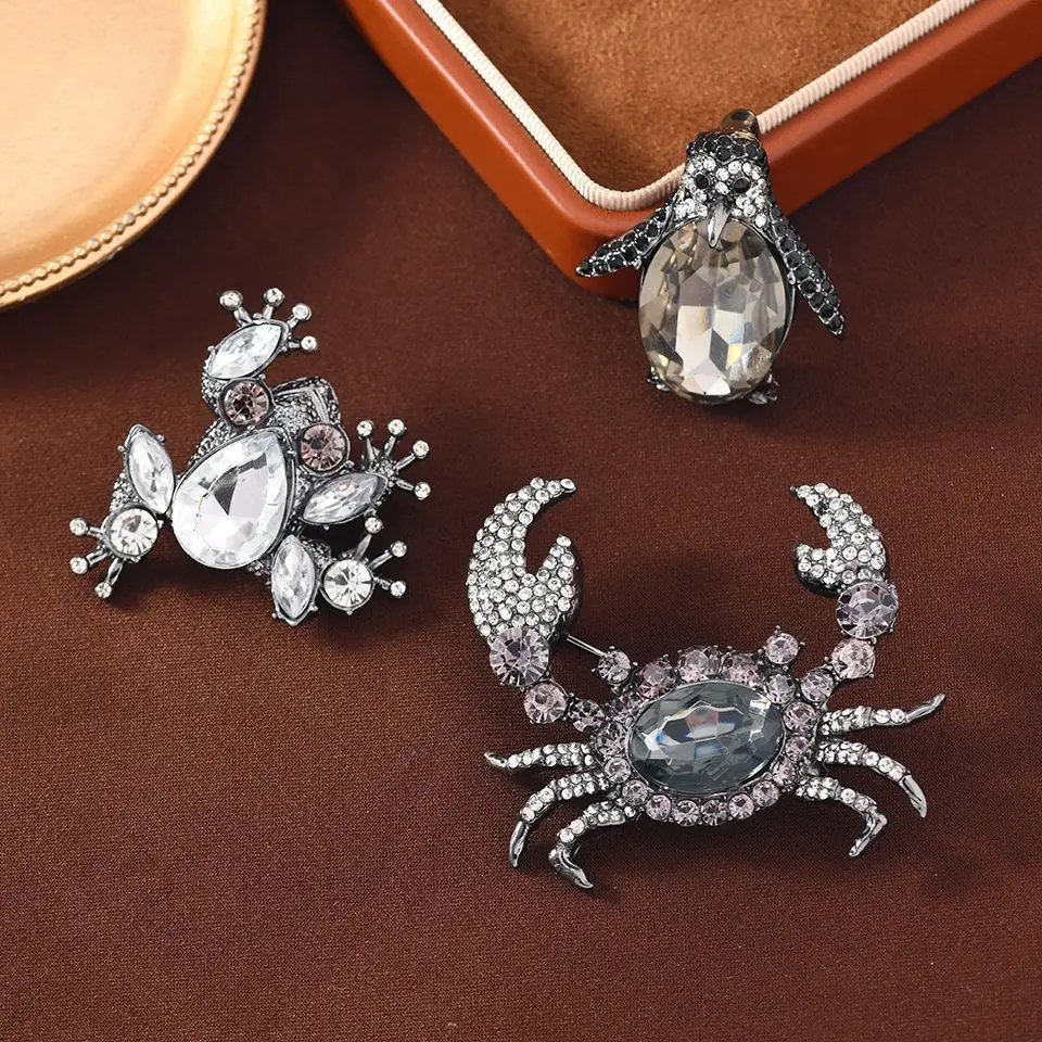 

Vintage Gun Black Aquatic Animals Series Pin, Personalized Frog Crab Penguin Brooch, Button, and Buckle