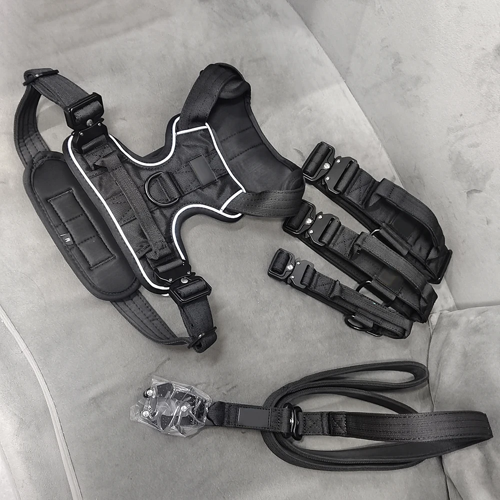 

Pet Manufacturers Luxury Large Premium Dog Harness Custom logo Adjustable Dog Collar and Leash Set Luxury