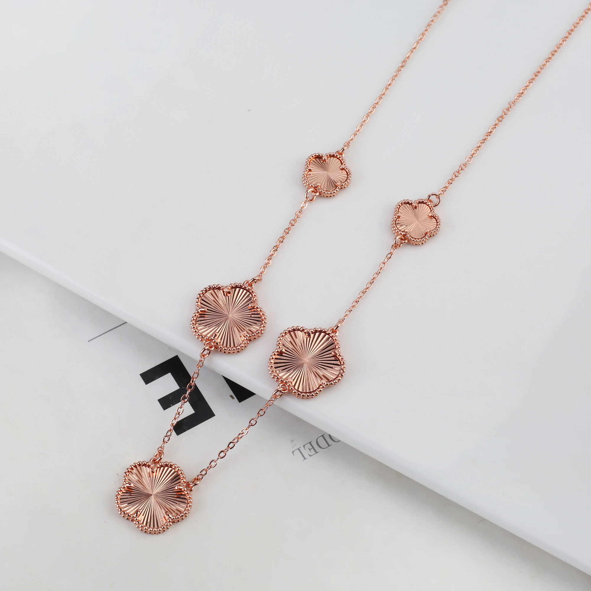 Women's Shiny Metal Plant Five Leaf Flower Set