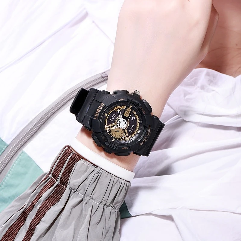 موضة الرياضة ساعة رقمية الرجال متعددة الوظائف للصدمات مقاوم للماء ساعات المعصم المزدوجة LED رجالي طالب ساعات المعصم الرقمية