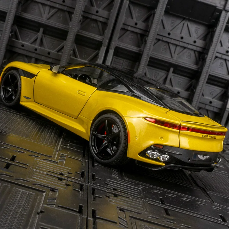 1:22 Martin DBS-Legierungsautomodell, Türen und die vordere Motorhaube und die Kofferraumtür kann geöffnet werden, hat simulierte Ton- und Beleuchtungsfunktionen