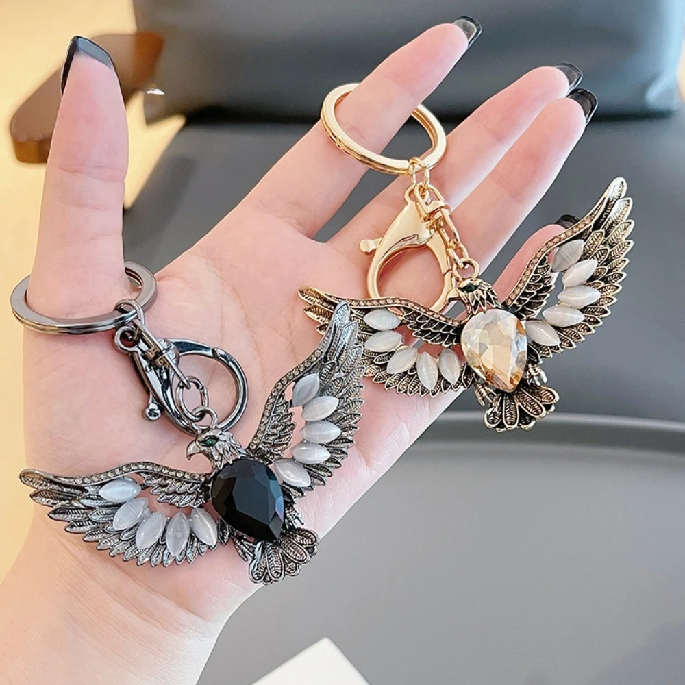 Creative Cat Eye Stone Eagle Spreading Wings Retro Car Keychain Bag Pendant Exquisite Gift Decoration