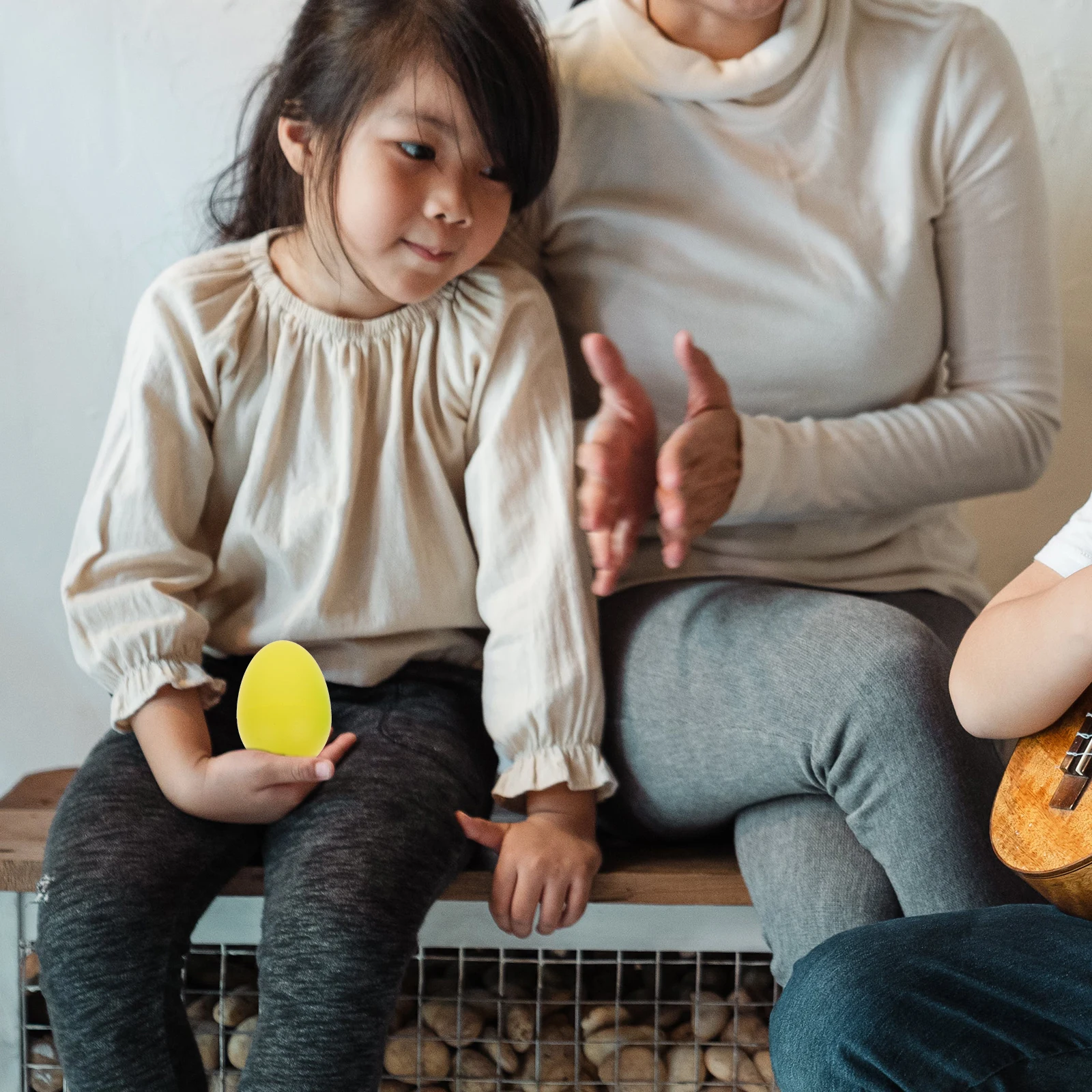 

4pcs Plastic Egg Shakers 5.7X4Cm Multicolor Durable Percussion Musical For Classroom Learning Party Favors