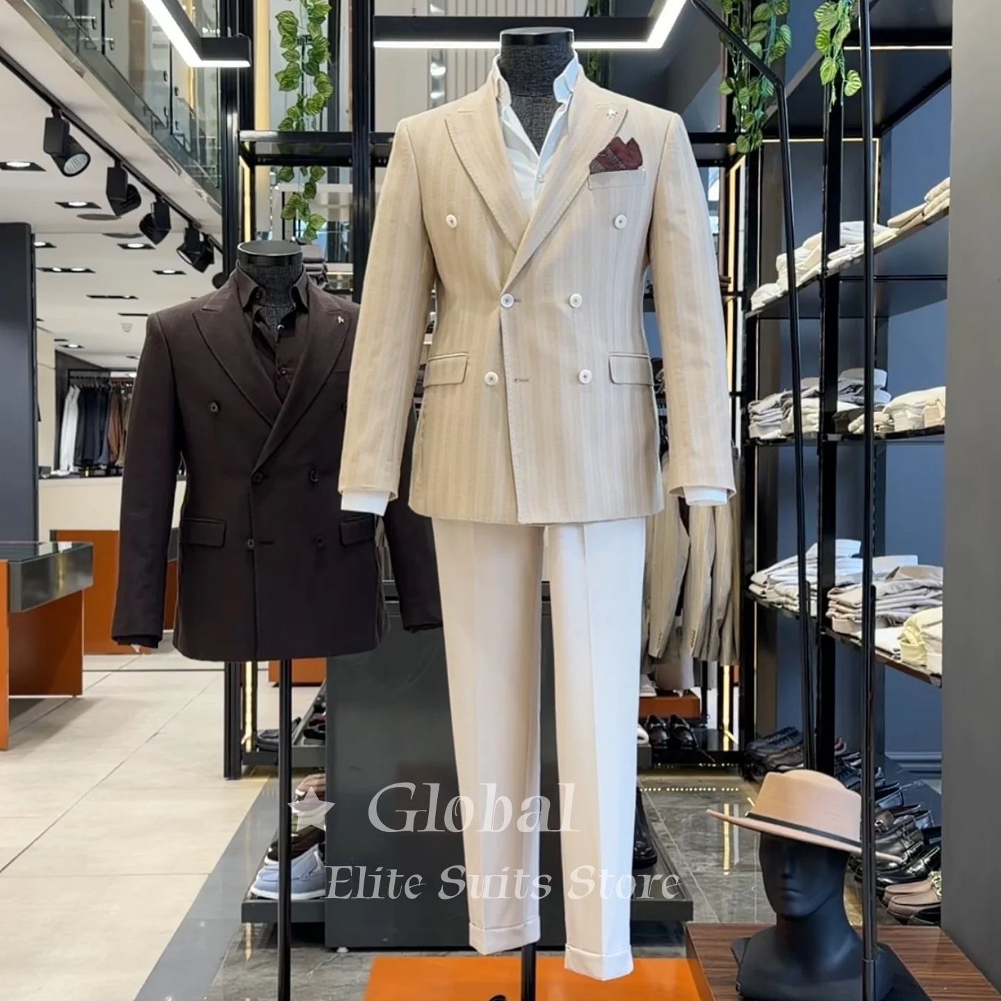 Formal Beige Striped Double-Breasted 2-Piece Suit with Peak Lapel Lightweight Summer Formal Outfit for Wedding Party Customized