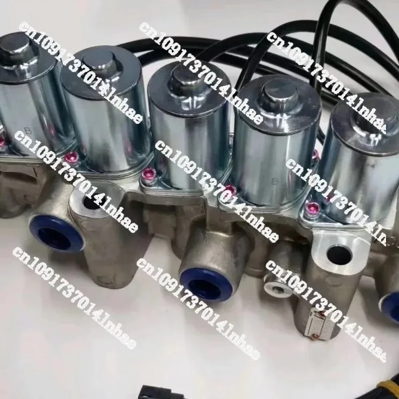 

20Y-60-41621 PC200-8 PC220-8MO PC240-8 Группа пилотных электромагнитных клапанов 20Y6041621 Электромагнитный клапан