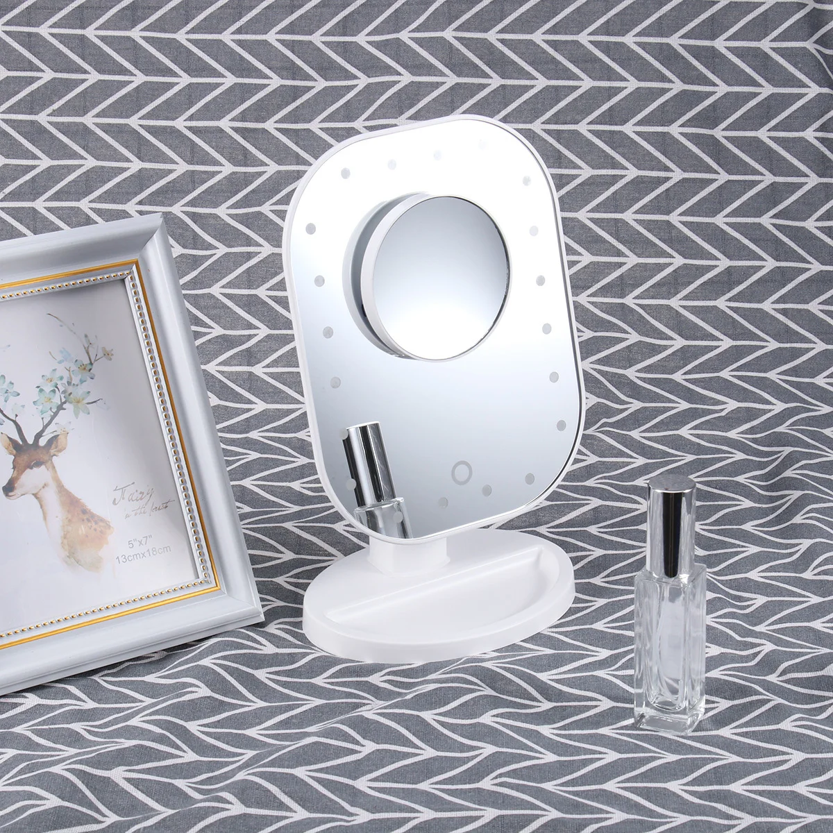 

Beauty Mirror 10x Magnifying 20 LED Light Bulbs USB Rechargeable Foldable Adjustable Makeup Mirror Touch Sensor Storage