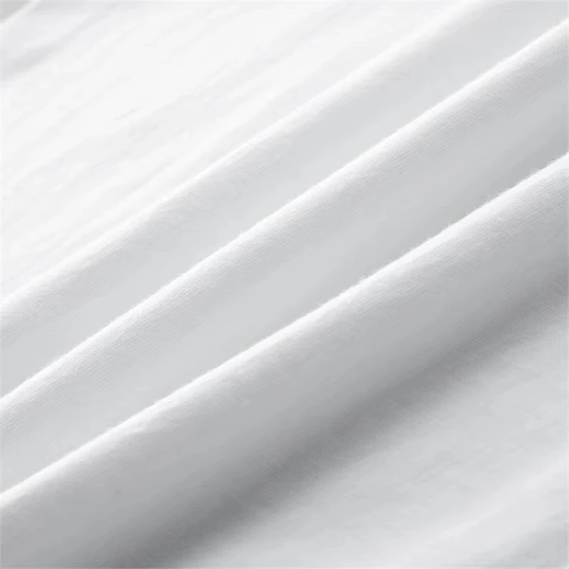 MINISO الكرتون رسمت باليد تي شيرت ديزني هالوين المرأة حجم كبير الاتجاه الأمريكي فضفاض عادية قصيرة الأكمام